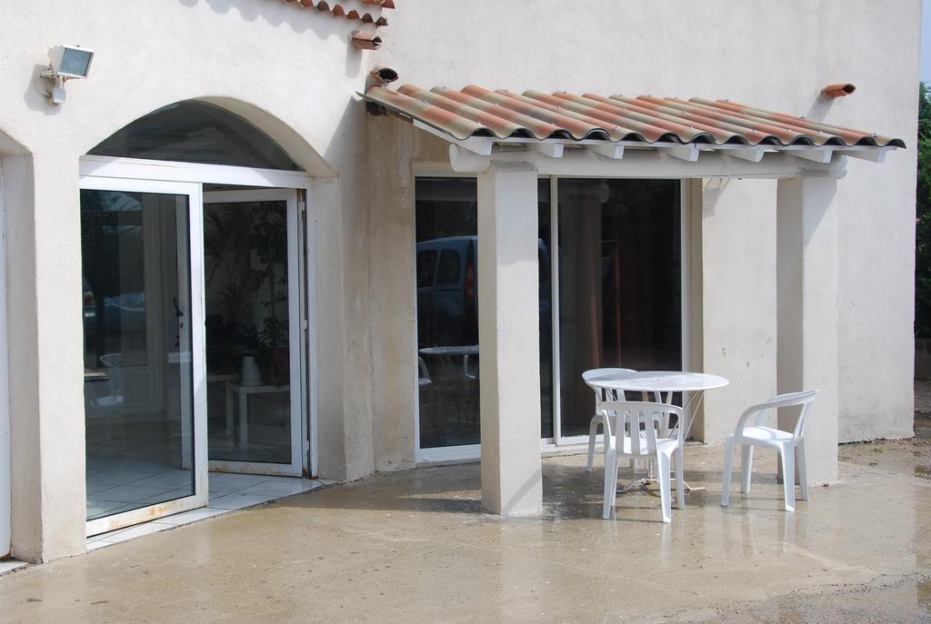 Soleil De Camargue Villa Arles Exteriör bild